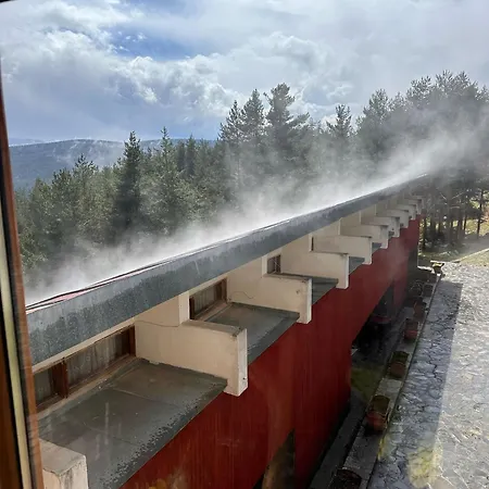 Ξενοδοχείο парк-хотел родопи Churen